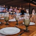 Restauracja na przyjęcie rodzinne: co ustalić w umowie